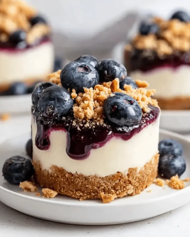 Mini Blueberry Cheesecake: Easy Bite-Sized Dessert